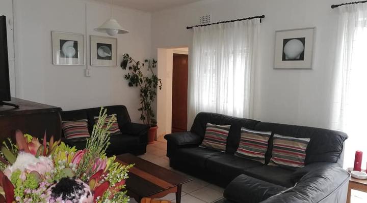 Xanske's Place with Wood fired Hot Tub