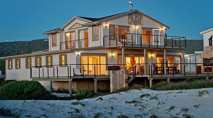 Dune Rose Holiday House