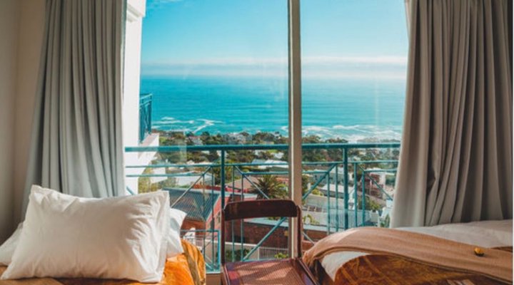 Queen Julie Lodge Camps Bay