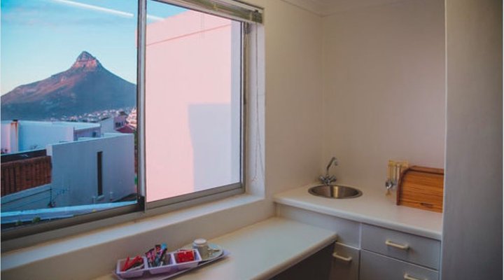 Queen Julie Lodge Camps Bay