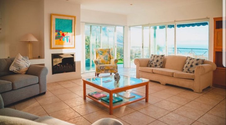 Queen Julie Lodge Camps Bay