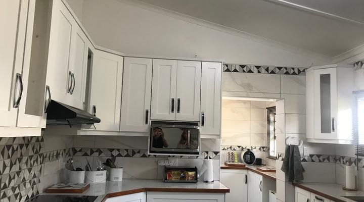 The Holiday Home on The Beach