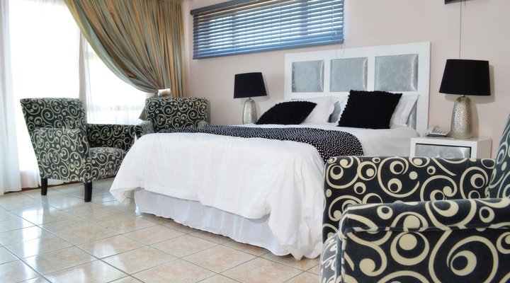 eMpoza Sea View Guest House