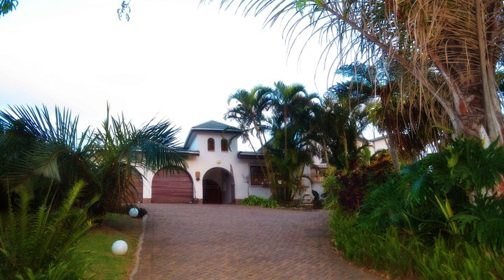 eMpoza Sea View Guest House