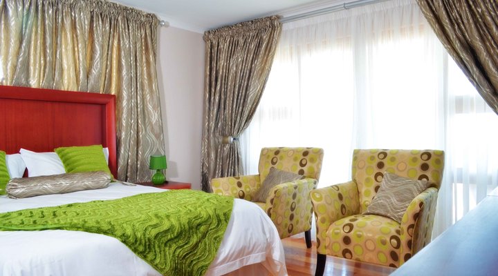 eMpoza Sea View Guest House