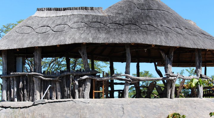 Dzibanana Lodge & Camping