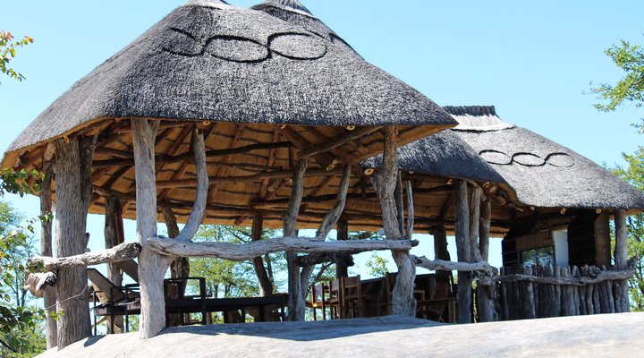 Dzibanana Lodge & Camping