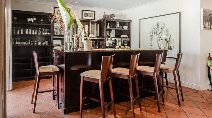 Redbourne Country Lodge- Lion Roars Hotels & Lodges