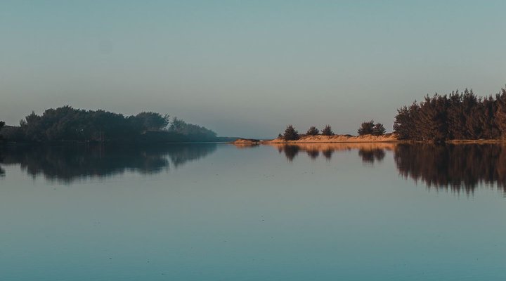The Hatchery - beach and lagoon experience