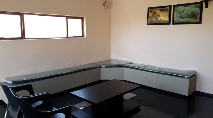 Hluhluwe Gate Safari Camp