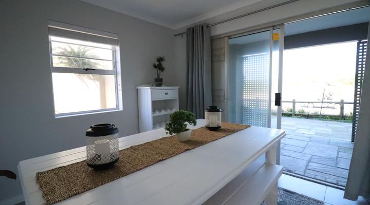 Large 5 Sleeper in Beach club!