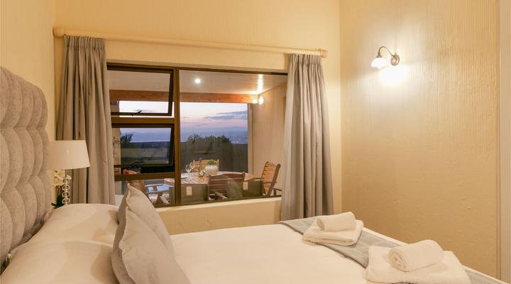 Pezula - Tulani - A Place of Peace - CM8