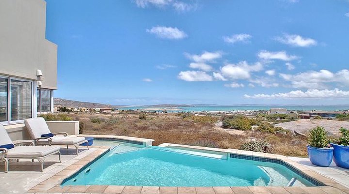 At the Rocks Guesthouse