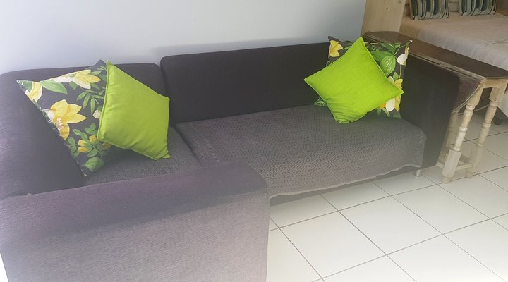 Spacious Studio-200M from Beach