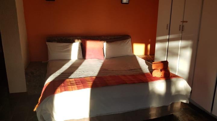 Bona Kgole, Mabalingwe