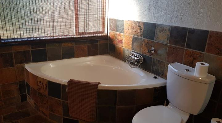 Bona Kgole, Mabalingwe