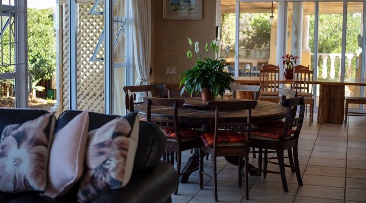 Whale Tails Beach Villa
