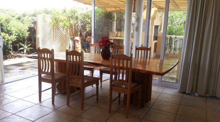 Whale Tails Beach Villa
