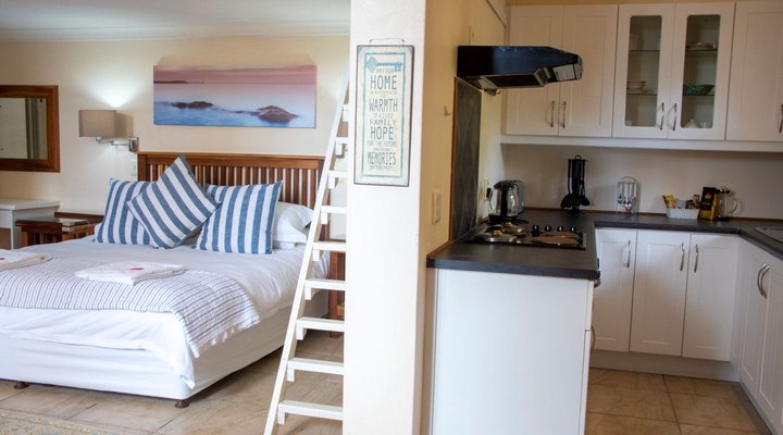 Whale Tails Beach Villa