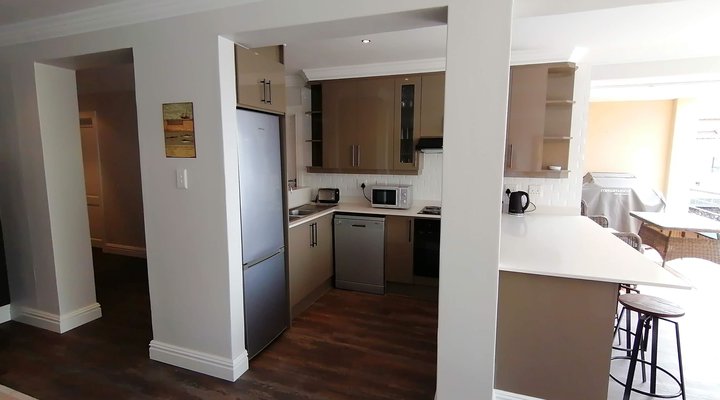 7 Quaterdeck Port St Francis