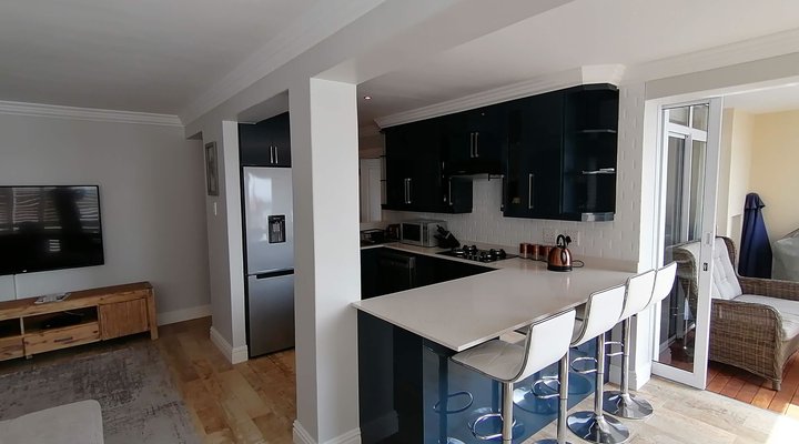 7 Quaterdeck Port St Francis