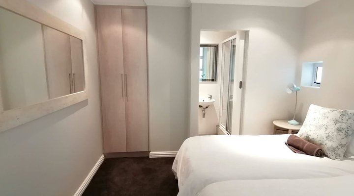 7 Quaterdeck Port St Francis