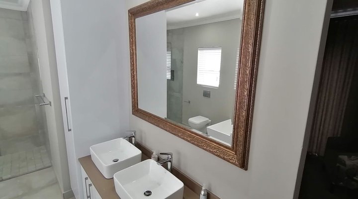 8 Prestwick St Francis Links