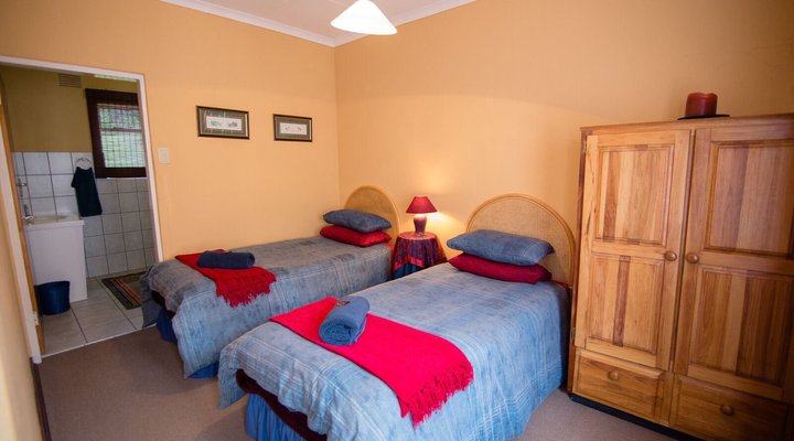 Forest Dawn Lodge