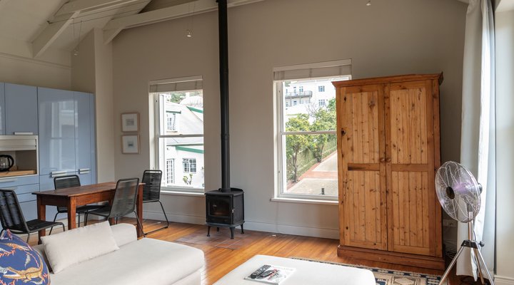 4 Mews at the Majestic