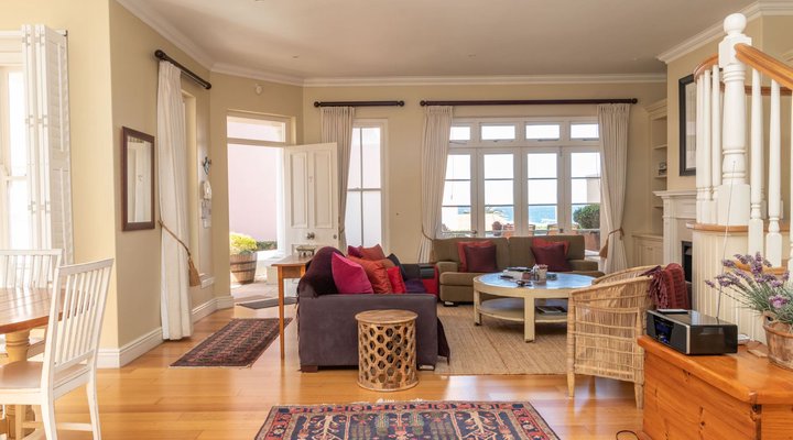 Majestic 7 Townhouse