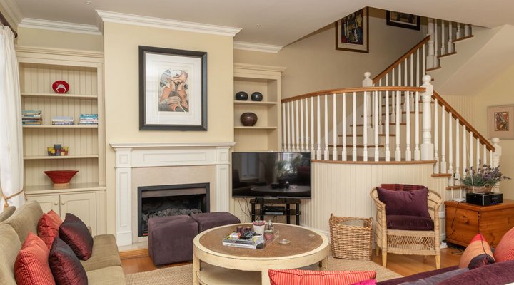 Majestic 7 Townhouse