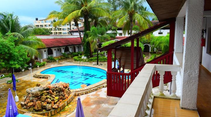 Jangwani Sea Breeze Resort