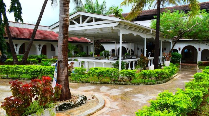 Jangwani Sea Breeze Resort