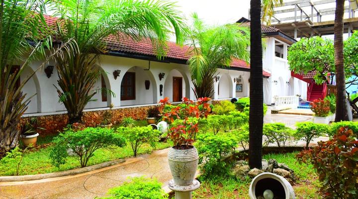 Jangwani Sea Breeze Resort