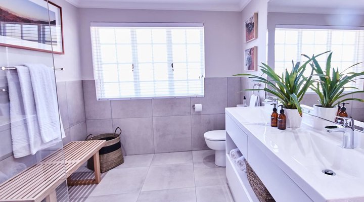 Maxwell's Guest House