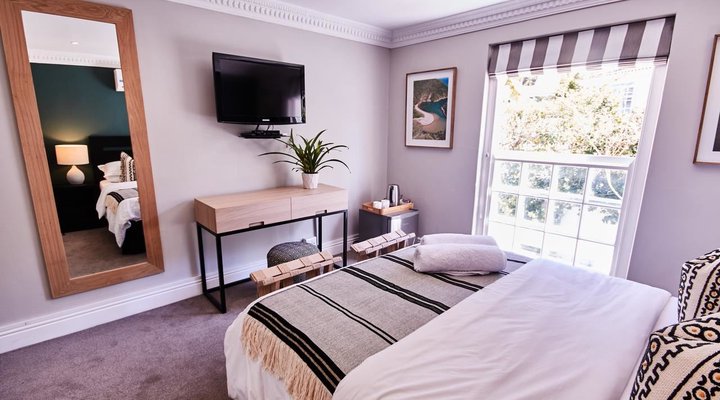 Maxwell's Guest House