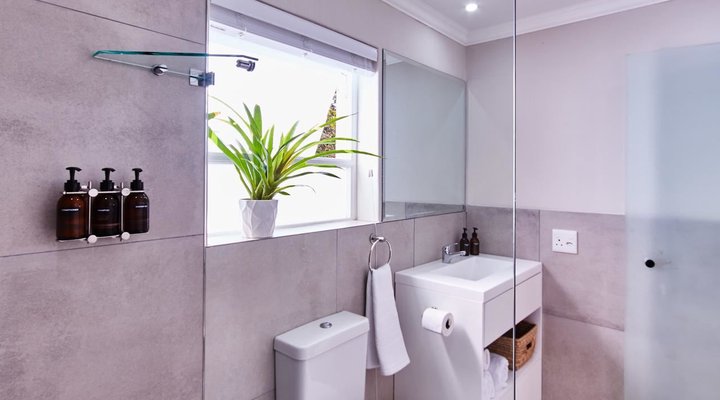 Maxwell's Guest House