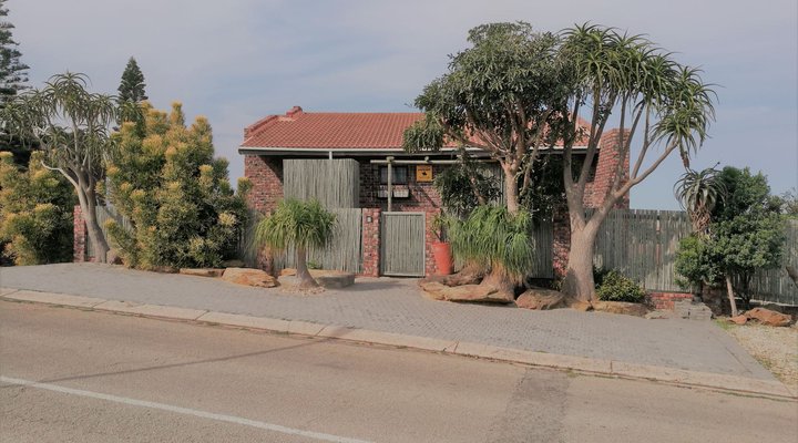 Jeffreys Bay Sea View Holiday Accommodation