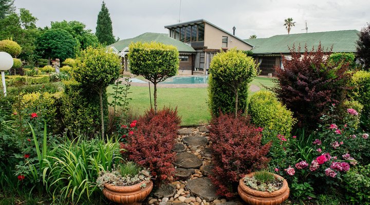 La Fleur Guesthouse & Garden Venue