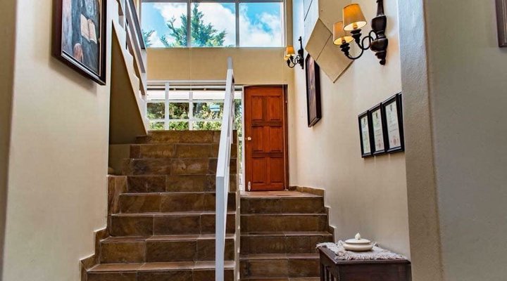 Modern Holiday House in Jeffreys Bay