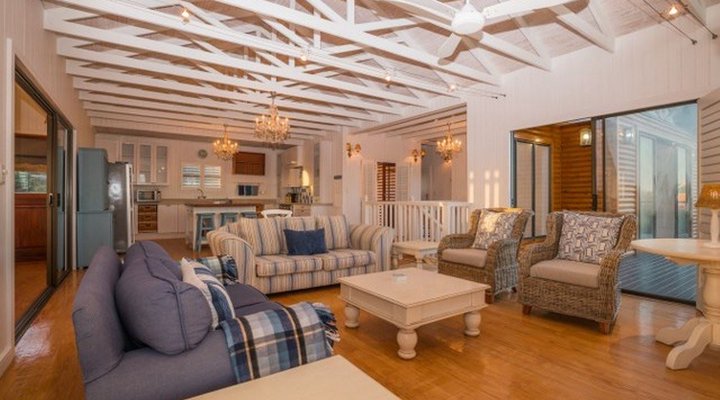 Nature-on-Sea Holiday House