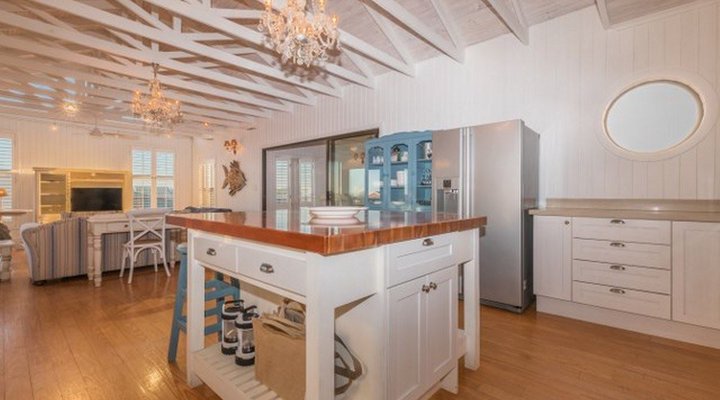 Nature-on-Sea Holiday House