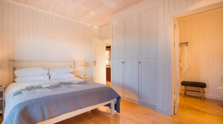 Nature-on-Sea Holiday House
