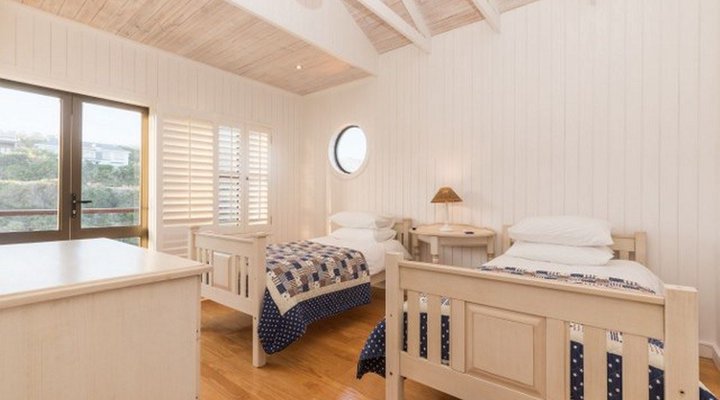 Nature-on-Sea Holiday House