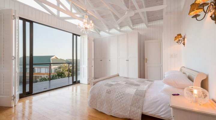 Nature-on-Sea Holiday House