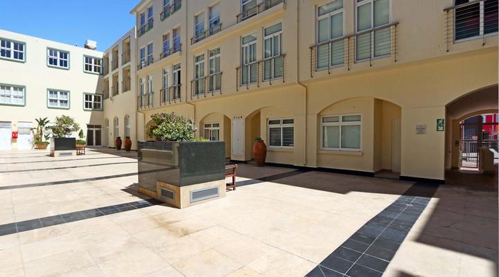 Endless Summer Muizenberg Beachfront