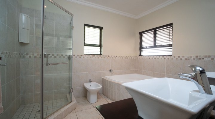 17 Uluwatu - Zimbali