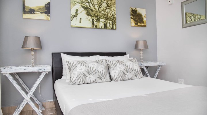 Four Oaks Guest House