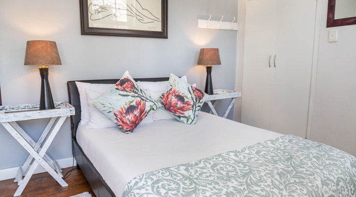 Four Oaks Guest House