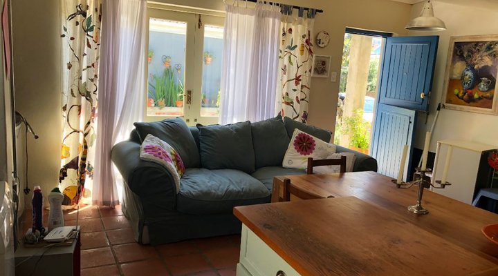 Muizenberg Farmhouse-Style Holiday House